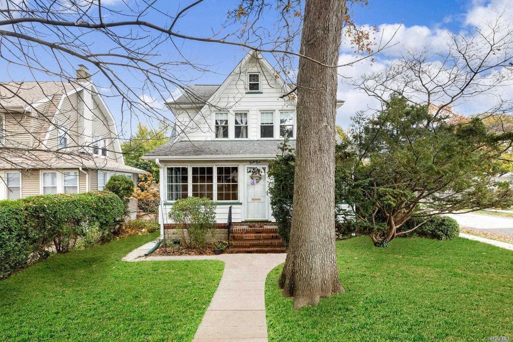 1 of 1 - 65 Vincent Place, Lynbrook, NY