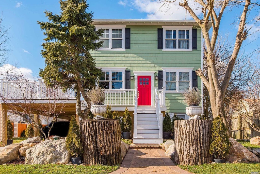 1 of 1 - 19 July Avenue, Bayville, NY