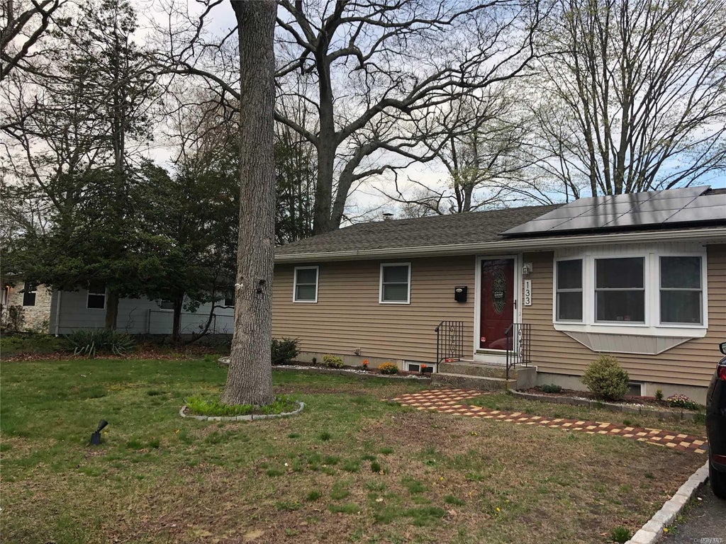 1 of 1 - 133 Phyllis Drive, Patchogue, NY