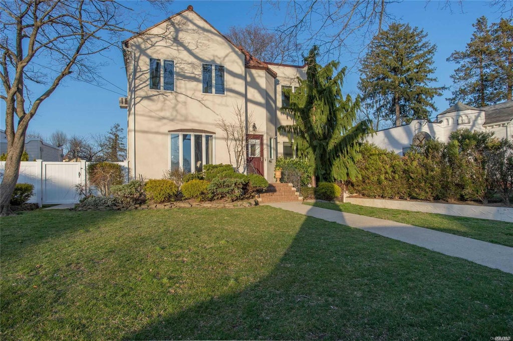 1 of 1 - 233 Frankel Boulevard, Merrick, NY