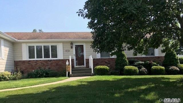 1 of 1 - 1009 4th St., West Babylon, NY