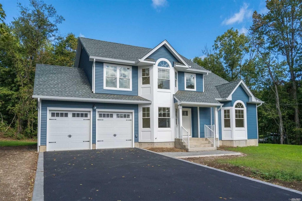 1 of 1 - 247 Thompson Place, Huntington Station, NY