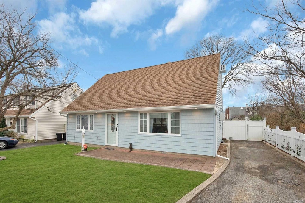 1 of 1 - 23 Lafayette Avenue, Bethpage, NY