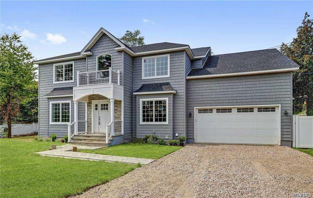 1 of 1 - 6 West Court, Roslyn Heights, NY