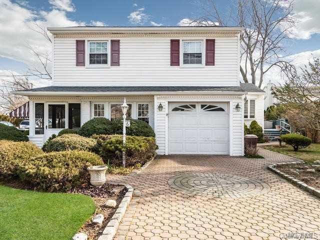 1 of 1 - 6 Whitehall Lane, New Hyde Park, NY