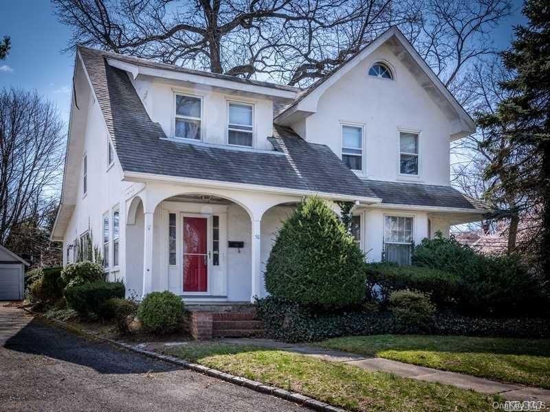 1 of 1 - 30 Summit Drive, Manhasset, NY