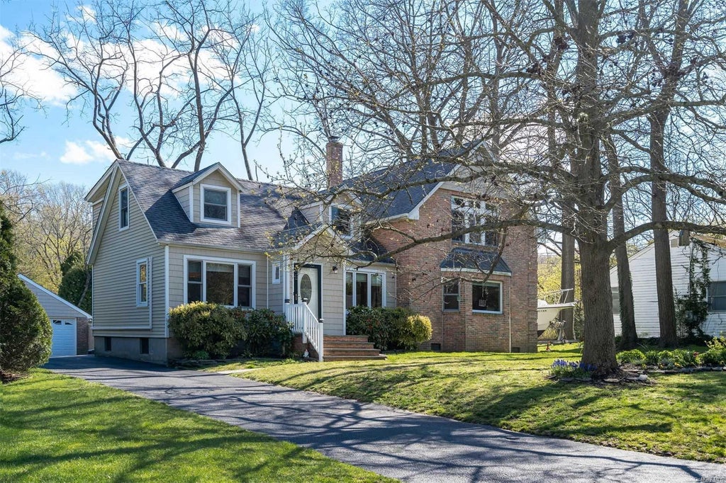 1 of 1 - 16 Harned Drive, Centerport, NY