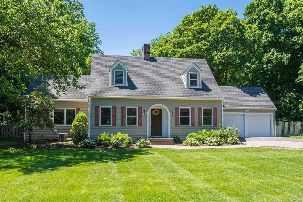 1 of 1 - 74 Greenlawn Road, Huntington, NY