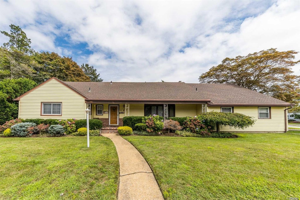 1 of 1 - 245 Locust Avenue, Freeport, NY