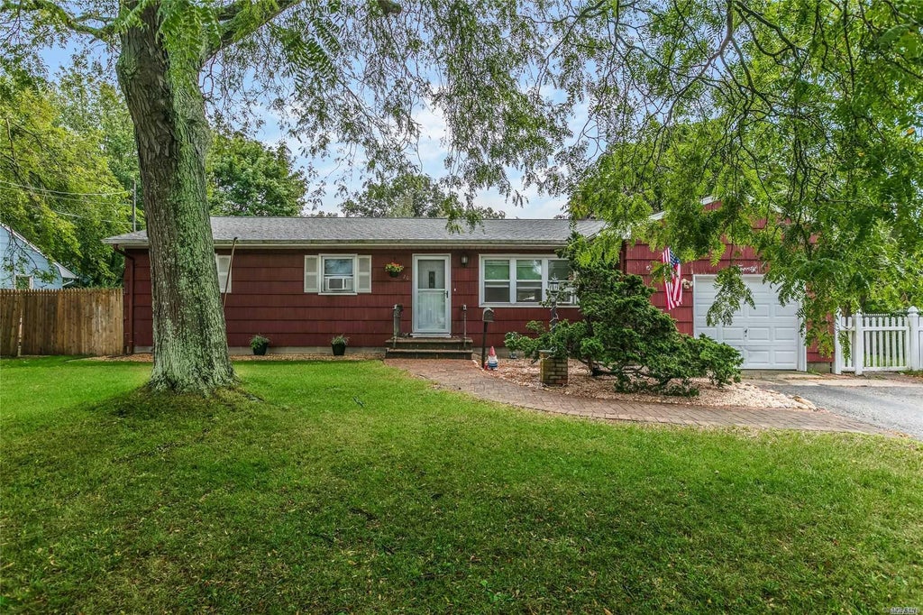 1 of 1 - 20 5th St., Patchogue, NY