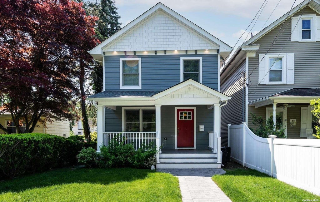 1 of 1 - 68 Cocks Lane, Locust Valley, NY