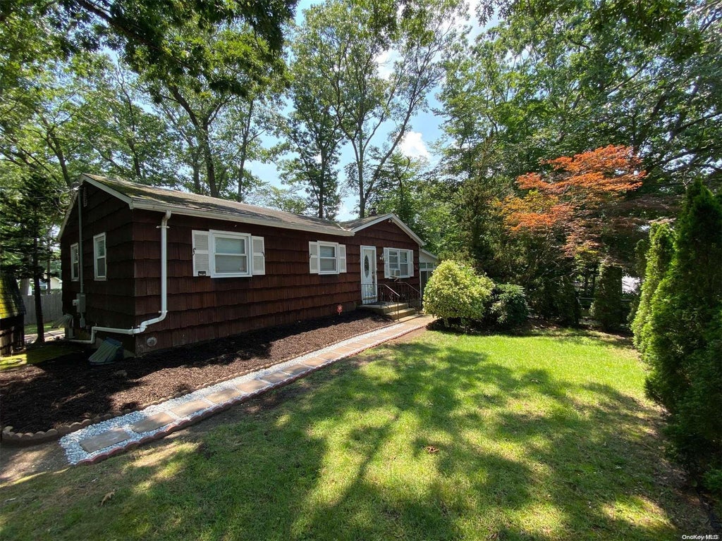 1 of 1 - 314 Echo Avenue, Sound Beach, NY