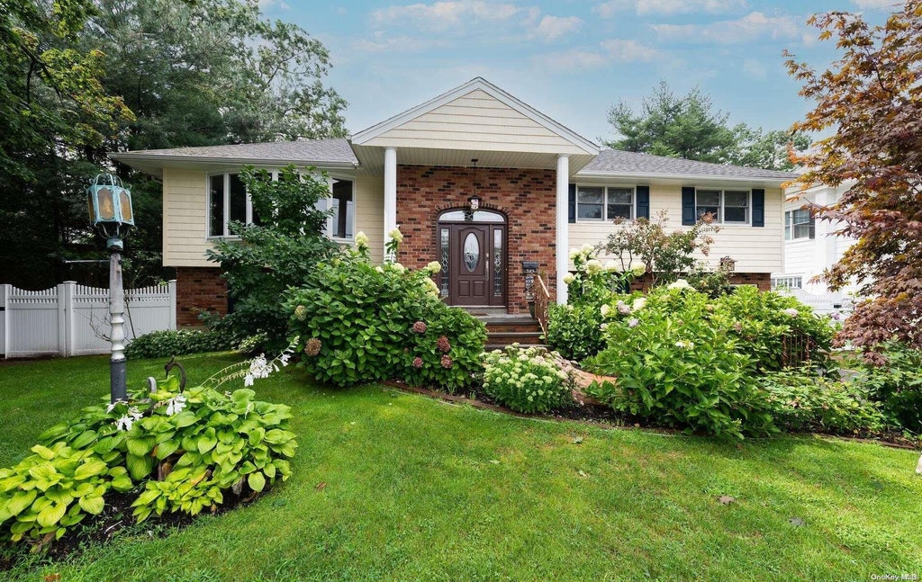 1 of 1 - 395 Fulton St., Westbury, NY