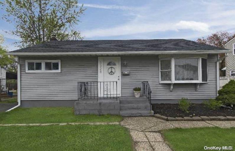 1 of 1 - 3328 Great Neck Road, Amityville, NY