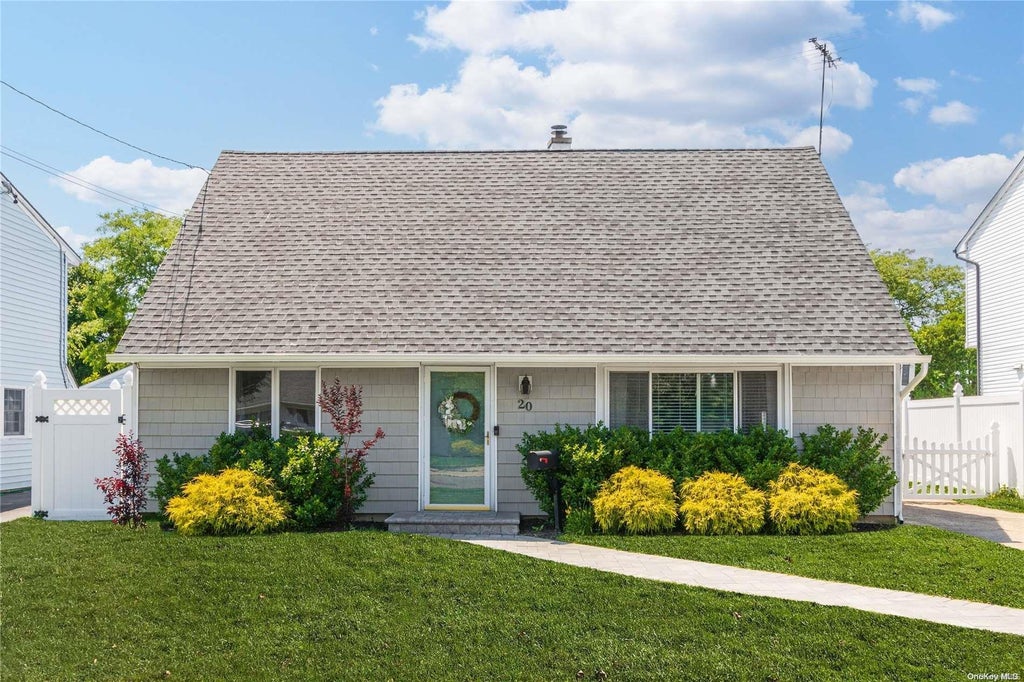 1 of 1 - 20 Sheridan Avenue, Bethpage, NY