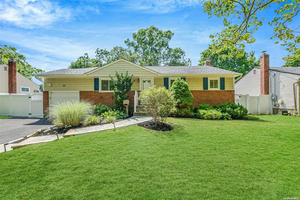 1 of 1 - 21 Meadow Haven Lane, East Northport, NY