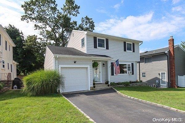 1 of 1 - 643 6th Avenue, East Northport, NY