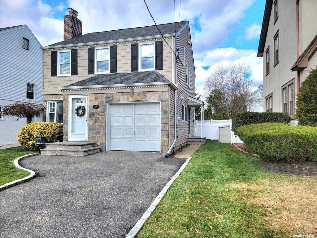1 of 1 - 48 Sydney Avenue, Malverne, NY