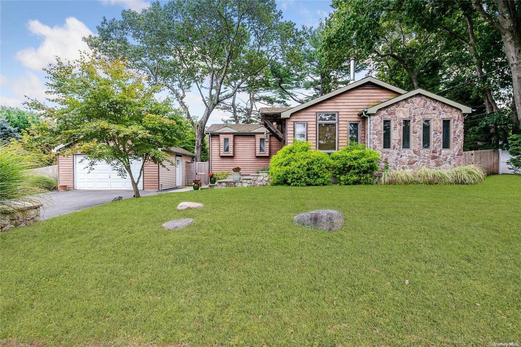1 of 1 - 78 Washburn St., Lake Grove, NY