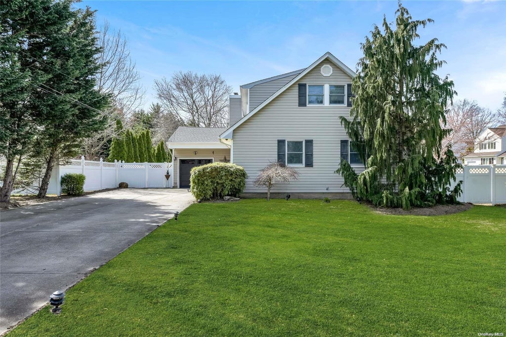 1 of 1 - 126 Hillside Avenue, Nesconset, NY