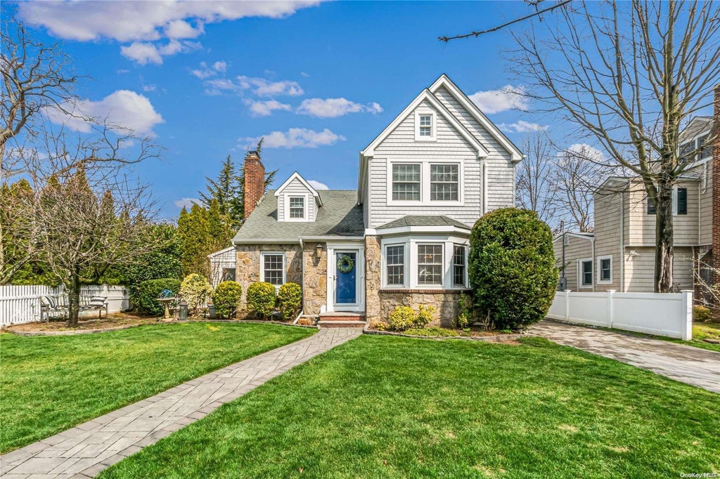 1 of 1 - 177 Fonda Road, Rockville Centre, NY