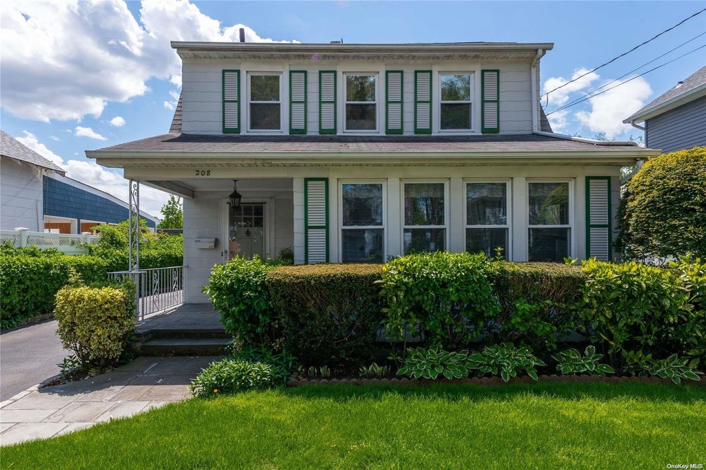 1 of 1 - 208 Drexel Avenue, Westbury, NY