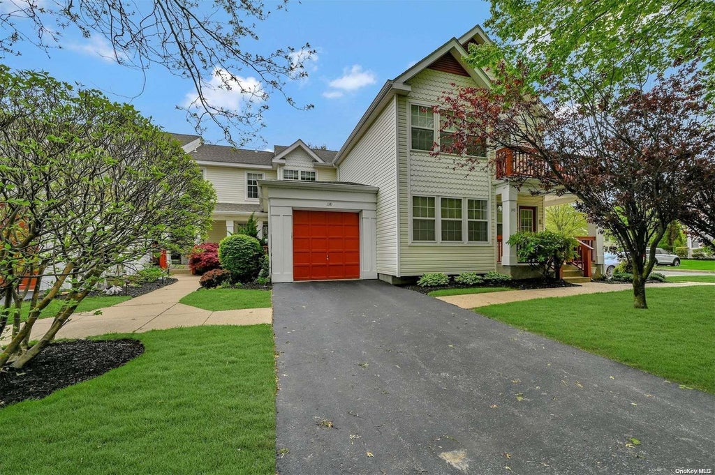 1 of 1 - 138 Commodore Circle # 138, Port Jefferson Station, NY