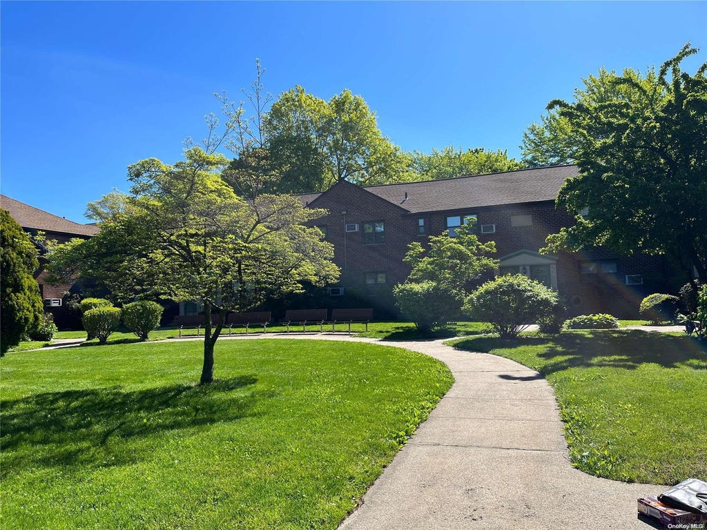 1 of 1 - 56-19 Douglaston Parkway # Lower, Douglaston, NY