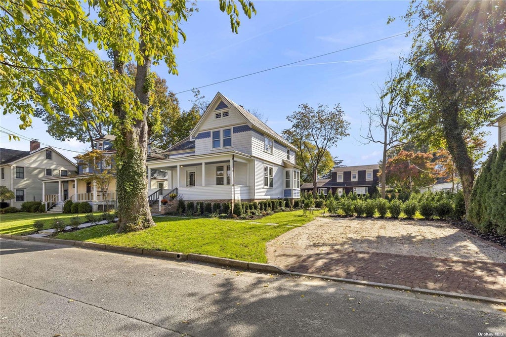 1 of 1 - 33 Adams St., Sea Cliff, NY