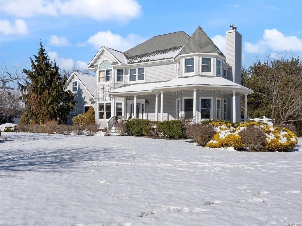 15 Kingfish Court Riverhead NY 11901 Property Listing: MLS® #L3531981 15 Kingfish Court Riverhead NY 11901 Property Listing: MLS® #L3531981