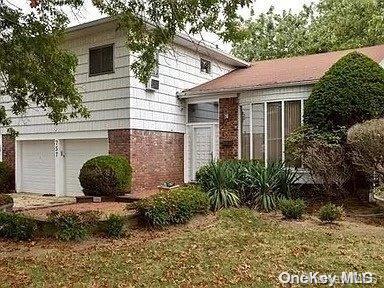 1 of 1 - 757 Marilyn Lane, Baldwin, NY