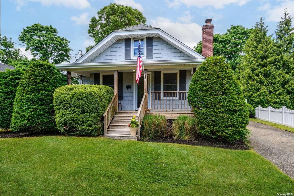 1 of 1 - 9 Court St., East Islip, NY