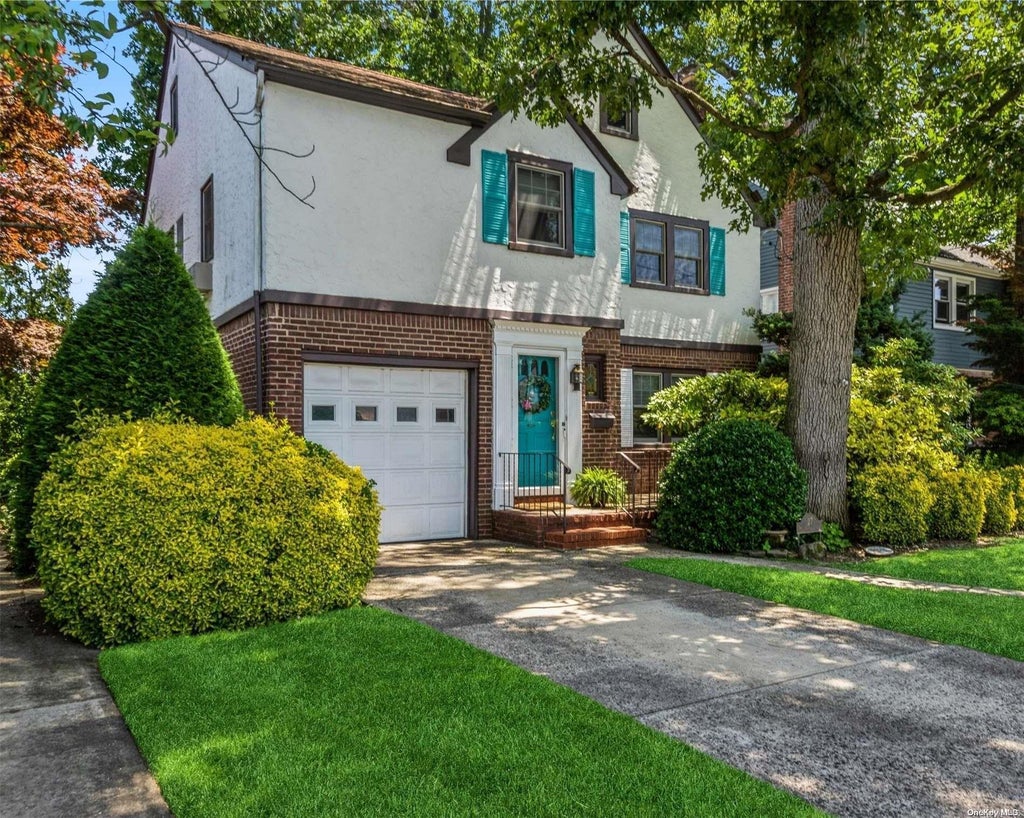 1 of 1 - 27 Hawthorne St., Lynbrook, NY