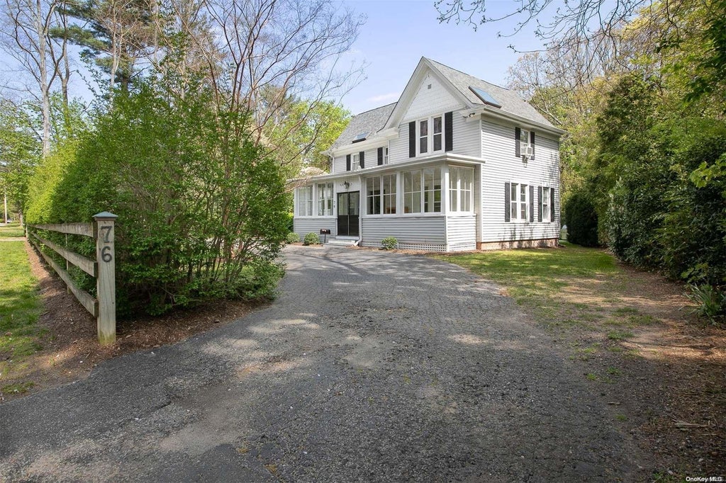 1 of 1 - 76 Edgewood Avenue, Smithtown, NY