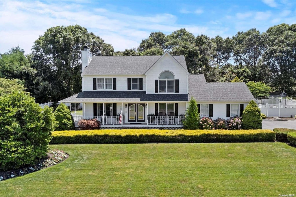 1 of 1 - 306 Fairway Drive, Wading River, NY