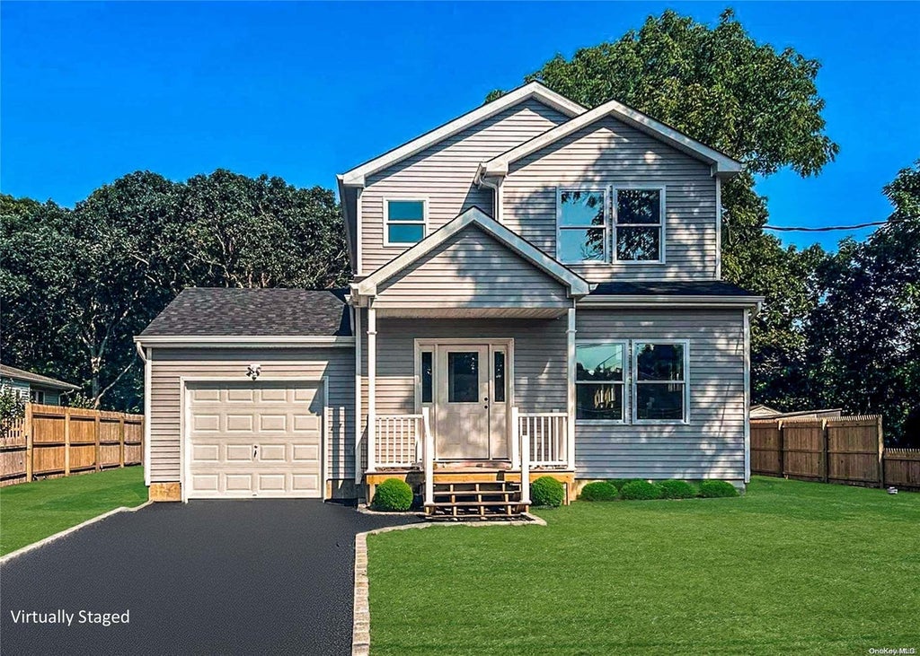1 of 1 - 45a Saunders Avenue, Center Moriches, NY