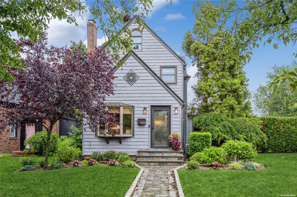 1 of 1 - 255 Rider Avenue, Malverne, NY