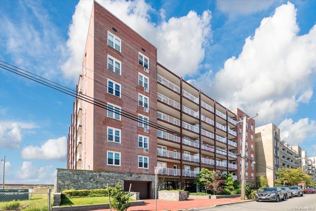 1 of 1 - 666 Shore Road 5f, Long Beach, NY