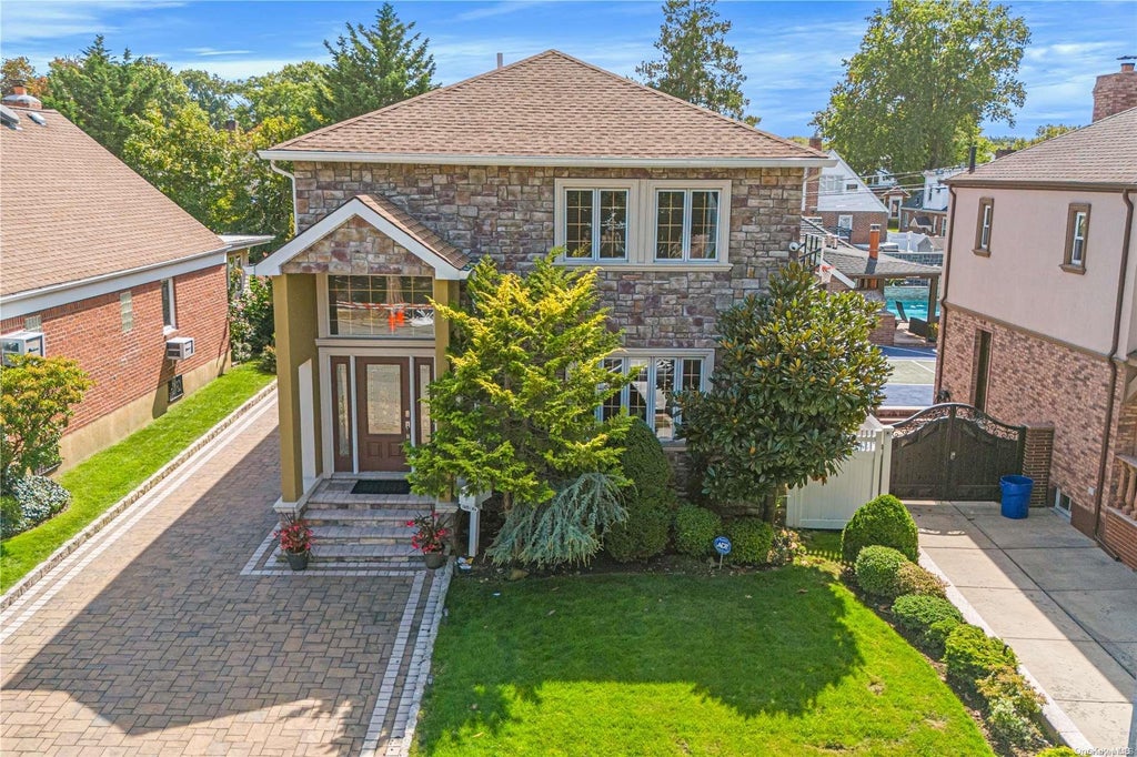 1 of 1 - 145-84 7th Avenue, Whitestone, NY