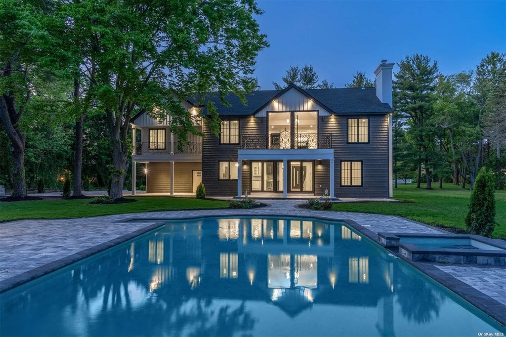 1 of 1 - 9 Locust Lane, Upper Brookville, NY
