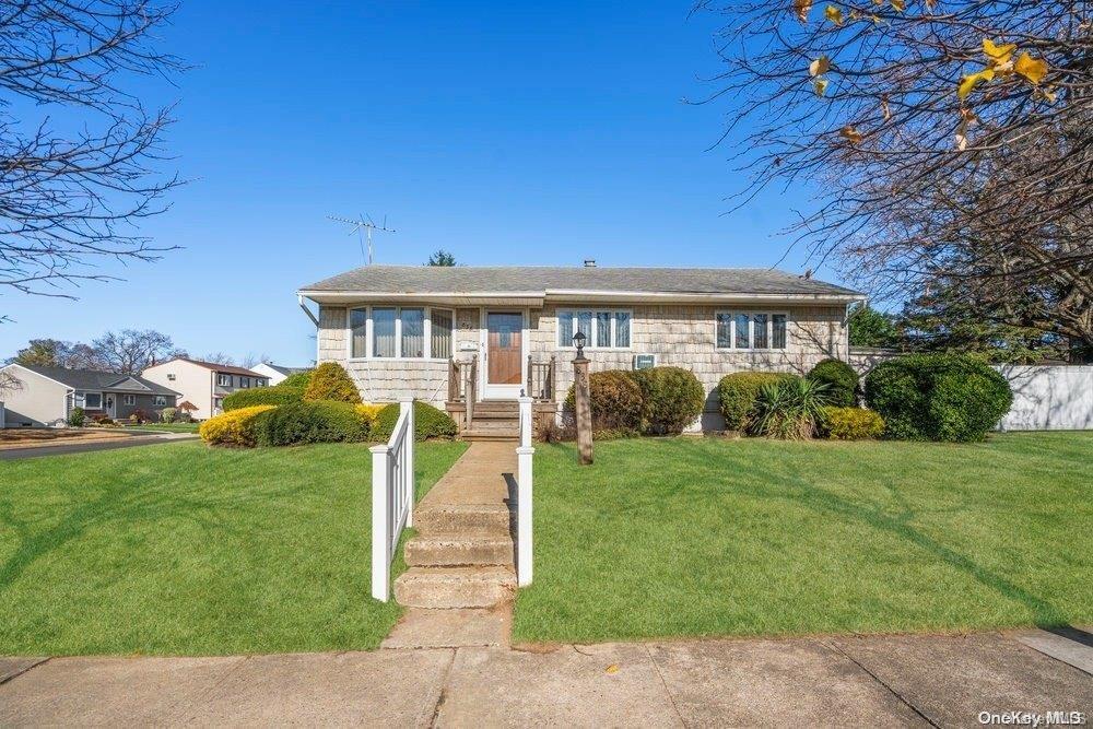 1 of 1 - 838 Doughty Avenue, Franklin Square, NY