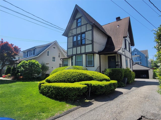 40 Longview Avenue, White Plains