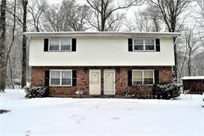 1 of 1 - 489 Clarkstown Road, New City, NY