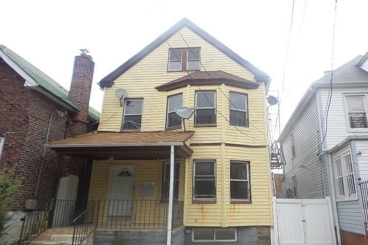 1 of 1 - 3886 Seton Avenue, Bronx, NY
