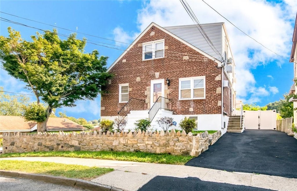 1 of 1 - 22 Mildred St., Yonkers, NY