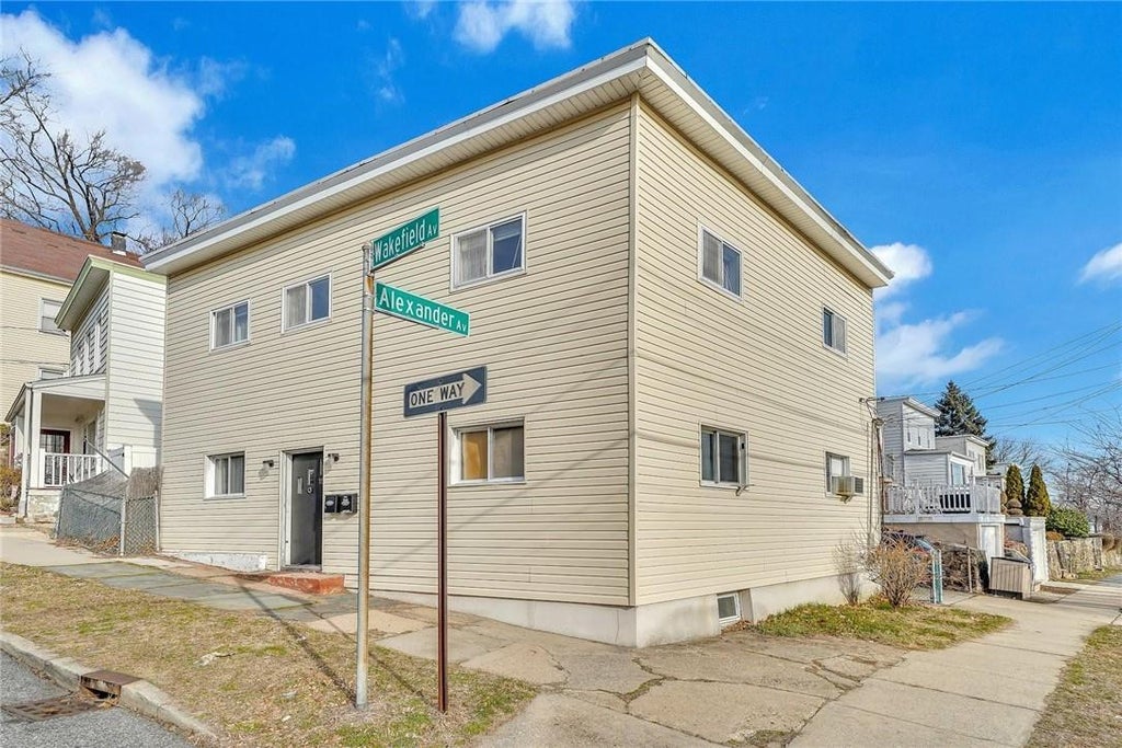 1 of 1 - 15 Wakefield Avenue, Yonkers, NY