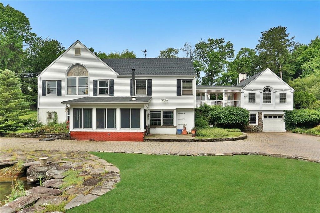 1 of 1 - 7 Garber Hill Road, Blauvelt, NY