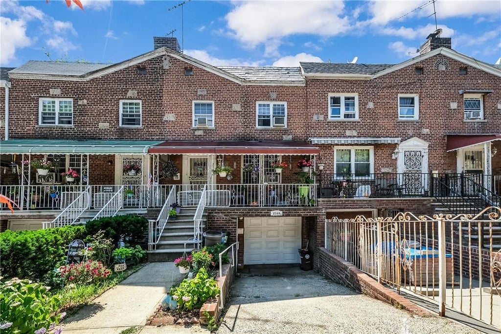 1 of 1 - 2169 Bogart Avenue, Bronx, NY