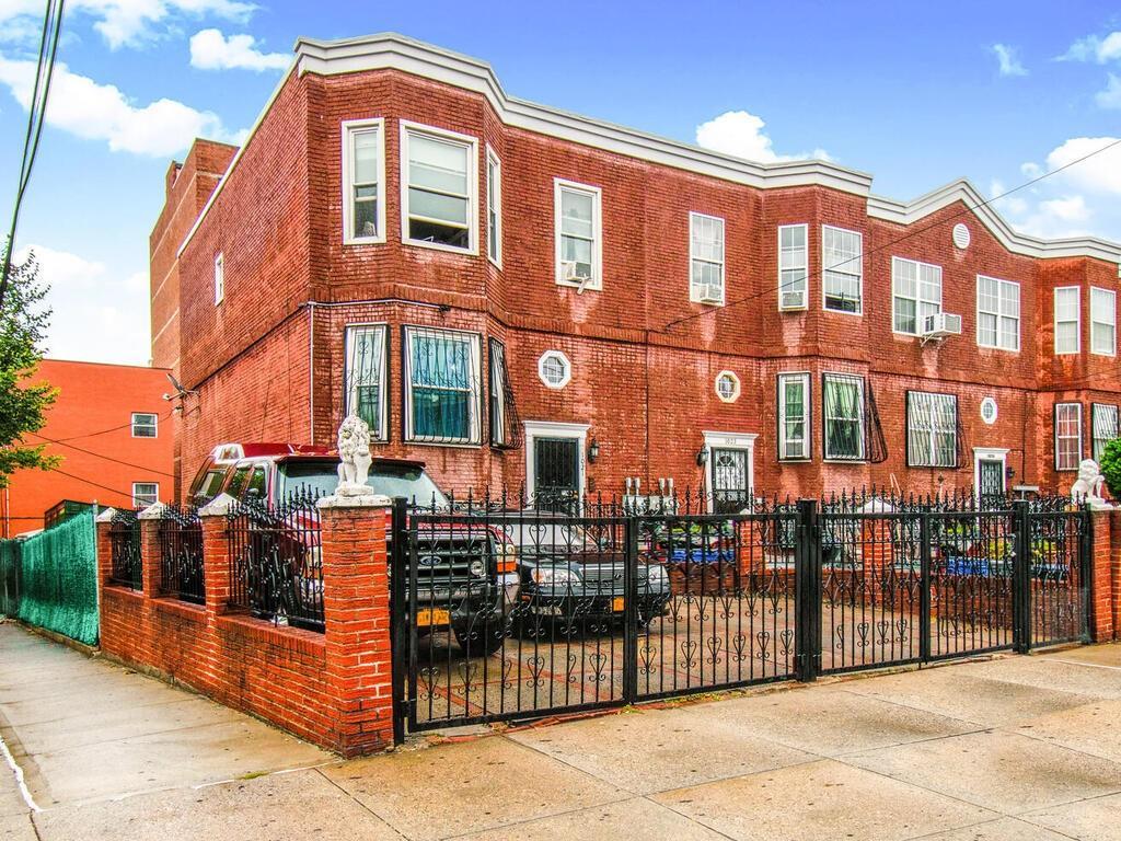 1 of 1 - 1021 Kelly St., Bronx, NY