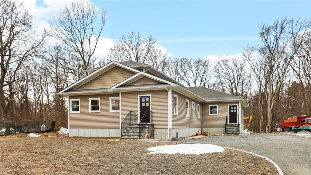 1 of 1 - 2945 Lexington, Mohegan Lake, NY